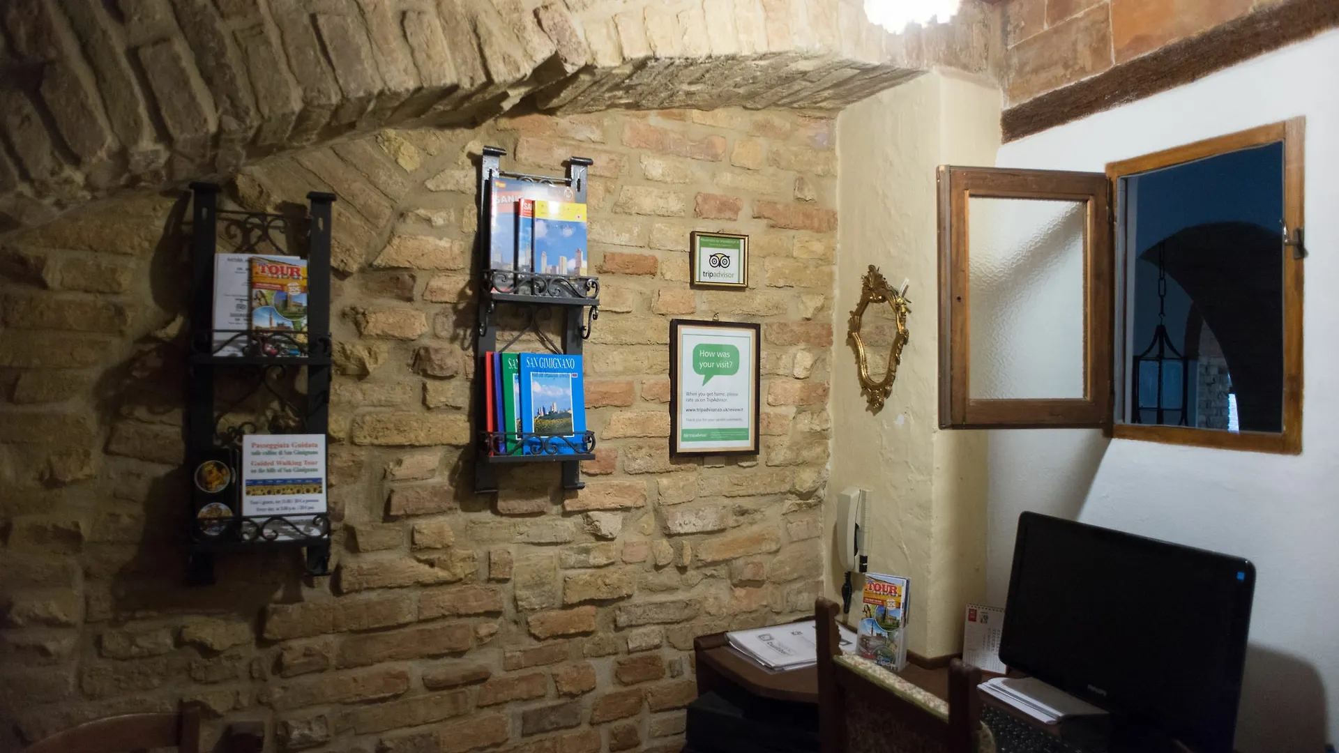 Residenza D'Epoca Palazzo Buonaccorsi Hotel San Gimignano 3*,