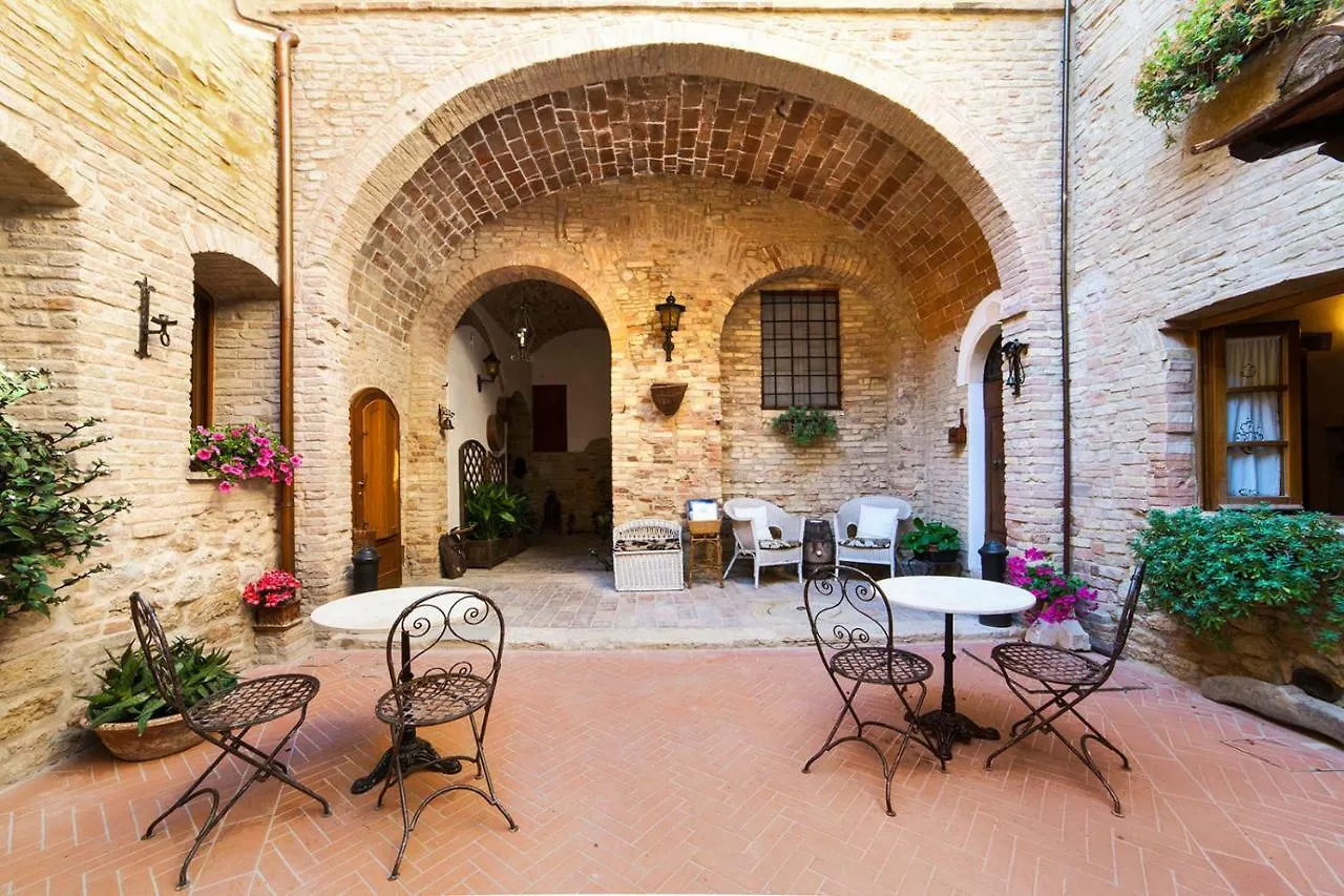Residenza D'Epoca Palazzo Buonaccorsi Hotel San Gimignano